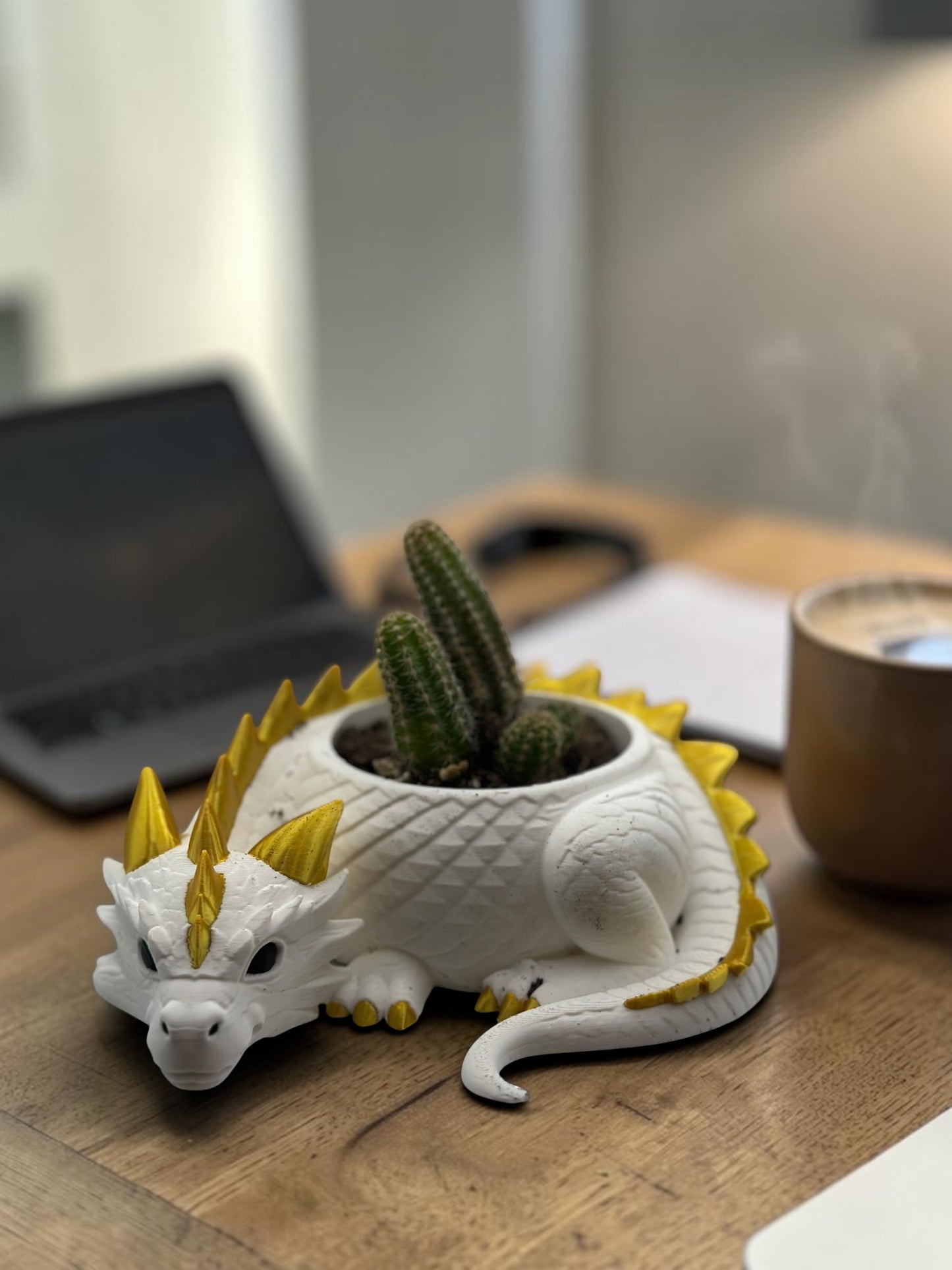 Dragon 2" Planter