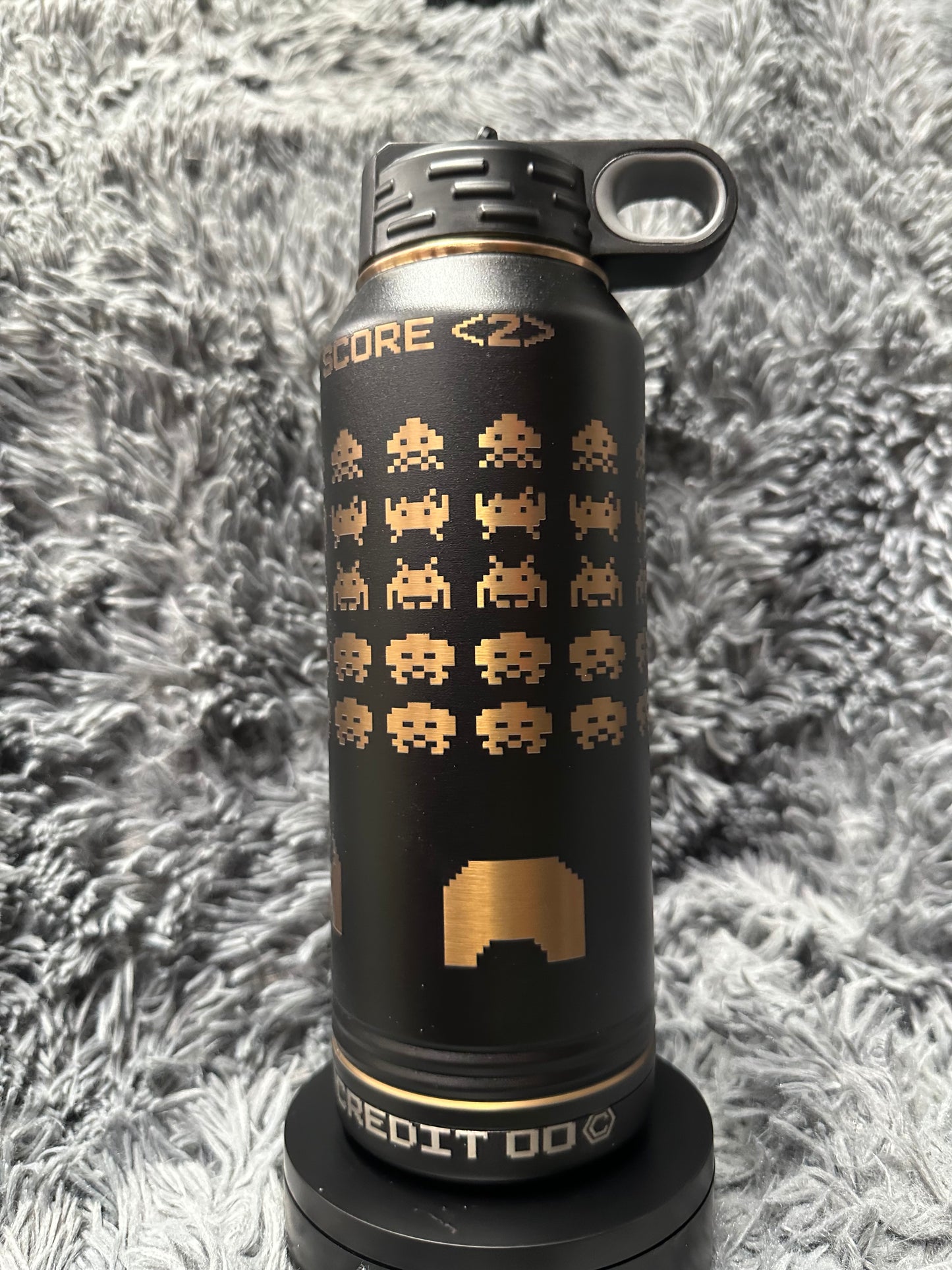 32 oz Stainless Water Bottle Rose Gold - Retro Invaders