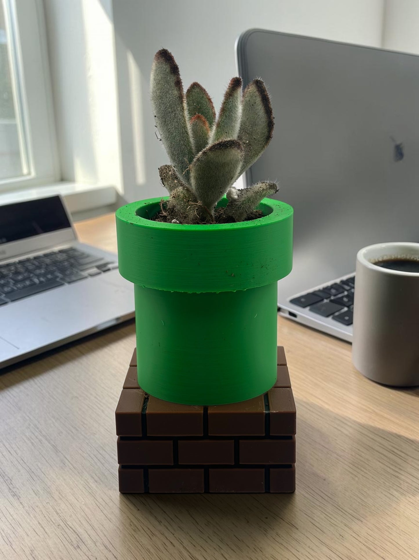 Warp Tube 2" Planter