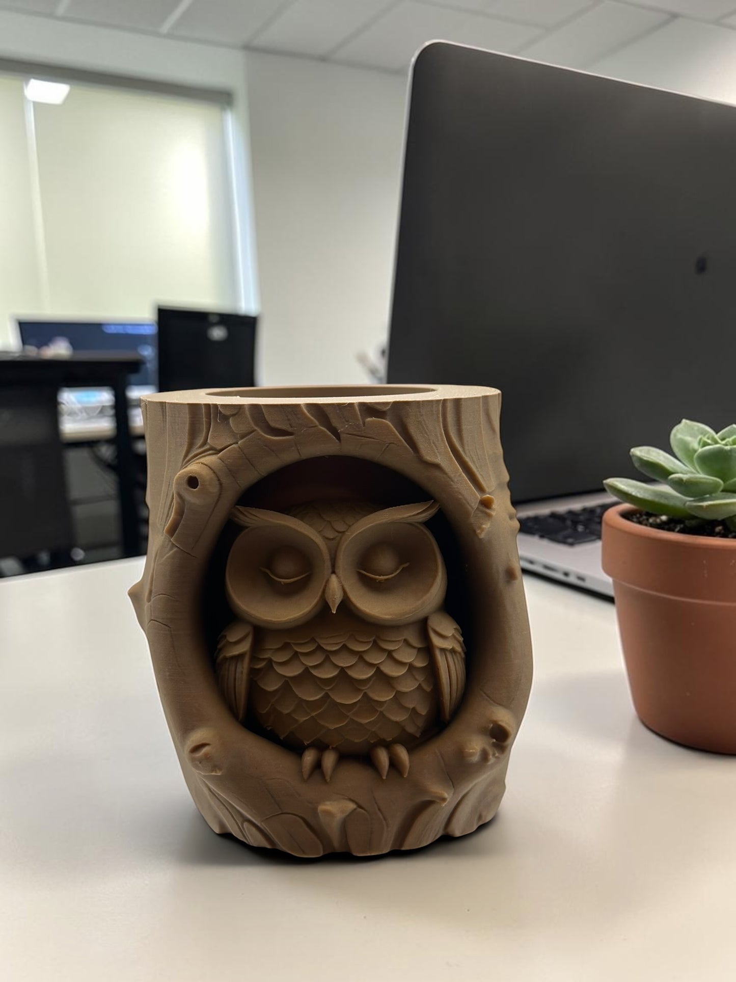 Owl Stump 2" Planter